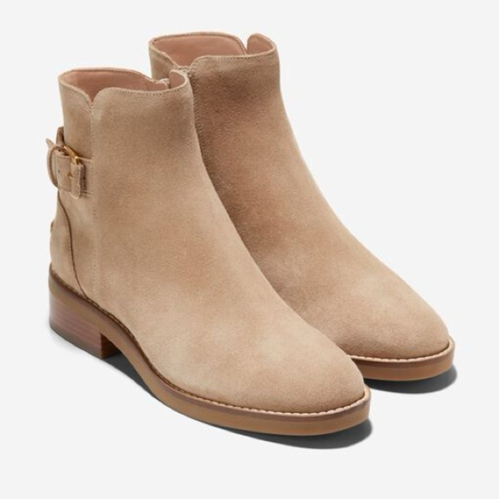 BNWOT Cole Haan W29165 Hampshire Suede Ankle Boots w/ Buckle Strap